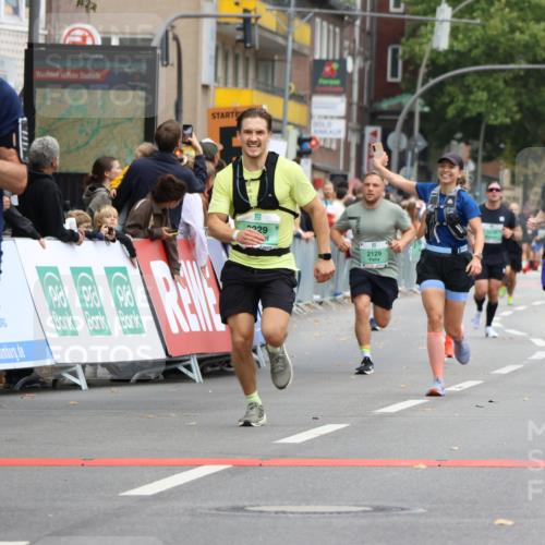 21.09.2025 - PSD Bank Halbmarathon Strokosch-Dieckow http://msf.ph/oto/8944280 21.09.2025 11:46:04 Ziel 1751, 2129, 2141, 2229, 2235 meine-sportfotos.de