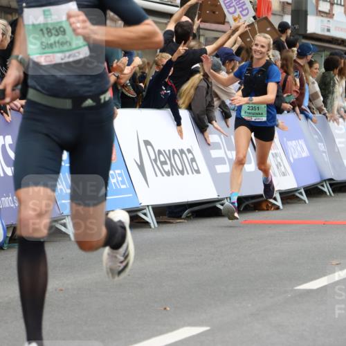 21.09.2025 - PSD Bank Halbmarathon Strokosch-Dieckow http://msf.ph/oto/8944285 21.09.2025 11:44:31 Ziel 1743, 1798, 1839, 2184, 2188, 2351, 3923 meine-sportfotos.de