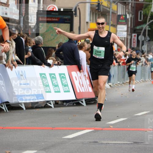 21.09.2025 - PSD Bank Halbmarathon Strokosch-Dieckow http://msf.ph/oto/8944299 21.09.2025 11:44:36 Ziel 1743, 1798, 1839, 2184, 2188, 2303, 2308, 2351 meine-sportfotos.de