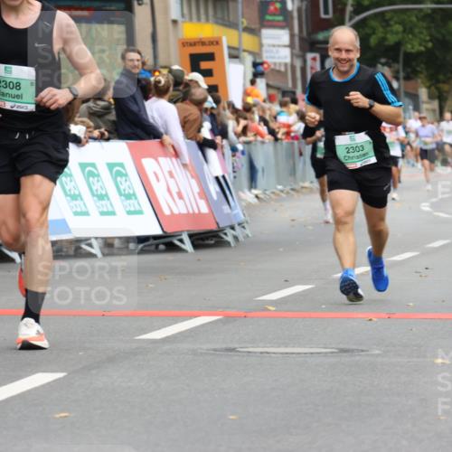 21.09.2025 - PSD Bank Halbmarathon Strokosch-Dieckow http://msf.ph/oto/8944316 21.09.2025 11:44:38 Ziel 1798, 1839, 2188, 2303, 2308, 2351 meine-sportfotos.de