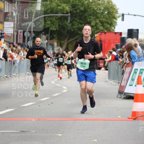 21.09.2025 - PSD Bank Halbmarathon Strokosch-Dieckow http://msf.ph/oto/8944324 21.09.2025 11:46:18 Ziel 1019, 1062, 1751, 2129, 2791, 2931, 3630 meine-sportfotos.de