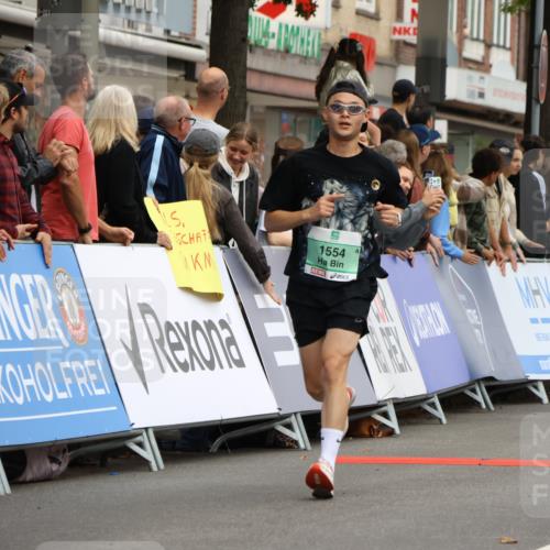 21.09.2025 - PSD Bank Halbmarathon Strokosch-Dieckow http://msf.ph/oto/8944327 21.09.2025 11:44:48 Ziel 1554, 2303, 2308 meine-sportfotos.de