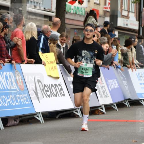 21.09.2025 - PSD Bank Halbmarathon Strokosch-Dieckow http://msf.ph/oto/8944329 21.09.2025 11:44:48 Ziel 1554, 2303, 2308 meine-sportfotos.de