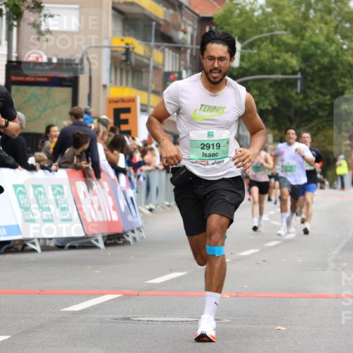 21.09.2025 - PSD Bank Halbmarathon Strokosch-Dieckow http://msf.ph/oto/8944363 21.09.2025 11:46:33 Ziel 1321, 1583, 2112, 2391, 2791, 2919 meine-sportfotos.de