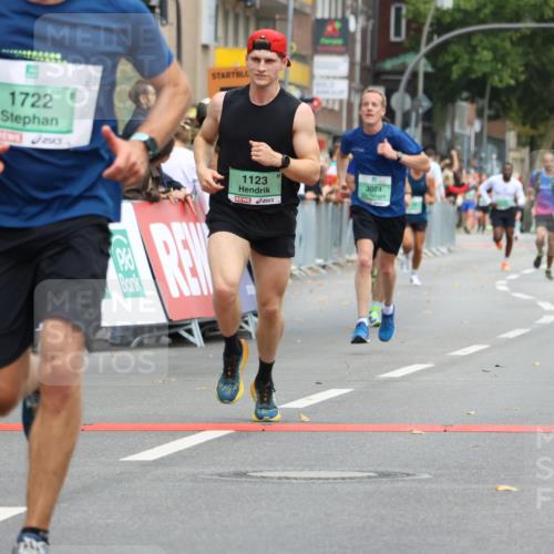 21.09.2025 - PSD Bank Halbmarathon Strokosch-Dieckow http://msf.ph/oto/8944394 21.09.2025 11:45:10 Ziel 1123, 1722, 1774, 1958, 2136, 2501, 2606, 3024, 3925 meine-sportfotos.de
