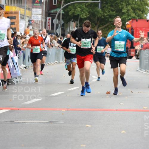21.09.2025 - PSD Bank Halbmarathon Strokosch-Dieckow http://msf.ph/oto/8944412 21.09.2025 11:46:47 Ziel 1465, 1582, 1601, 1810, 1956, 2112, 2155, 2391, 2634, 2657, 3102 meine-sportfotos.de
