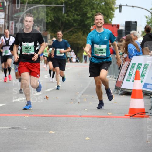 21.09.2025 - PSD Bank Halbmarathon Strokosch-Dieckow http://msf.ph/oto/8944414 21.09.2025 11:46:48 Ziel 1368, 1465, 1582, 1601, 1810, 1956, 1993, 2112, 2155, 2634, 2657, 3102 meine-sportfotos.de