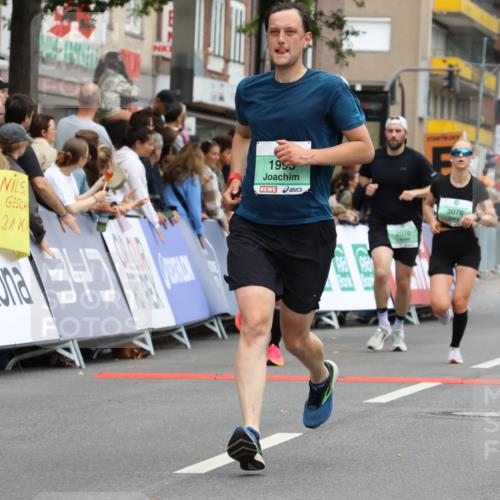 21.09.2025 - PSD Bank Halbmarathon Strokosch-Dieckow http://msf.ph/oto/8944432 21.09.2025 11:46:56 Ziel 1368, 1465, 1582, 1601, 1810, 1993, 2070, 2078, 2478, 2634, 3078, 3102 meine-sportfotos.de