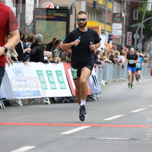 21.09.2025 - PSD Bank Halbmarathon Strokosch-Dieckow http://msf.ph/oto/8944454 21.09.2025 11:47:11 Ziel 1401, 1403, 1965, 2232, 2478 meine-sportfotos.de