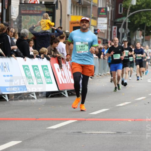 21.09.2025 - PSD Bank Halbmarathon Strokosch-Dieckow http://msf.ph/oto/8944459 21.09.2025 11:47:16 Ziel 1401, 1403, 2232 meine-sportfotos.de