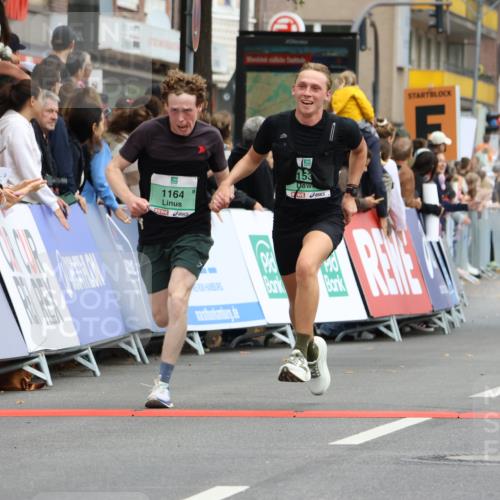 21.09.2025 - PSD Bank Halbmarathon Strokosch-Dieckow http://msf.ph/oto/8944476 21.09.2025 11:47:29 Ziel 1164, 1530, 2049, 2234, 2522, 2570, 2971, 3389 meine-sportfotos.de