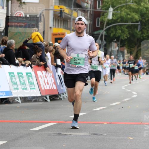 21.09.2025 - PSD Bank Halbmarathon Strokosch-Dieckow http://msf.ph/oto/8944480 21.09.2025 11:47:30 Ziel 1164, 1530, 2049, 2234, 2522, 2570, 2971, 3389 meine-sportfotos.de