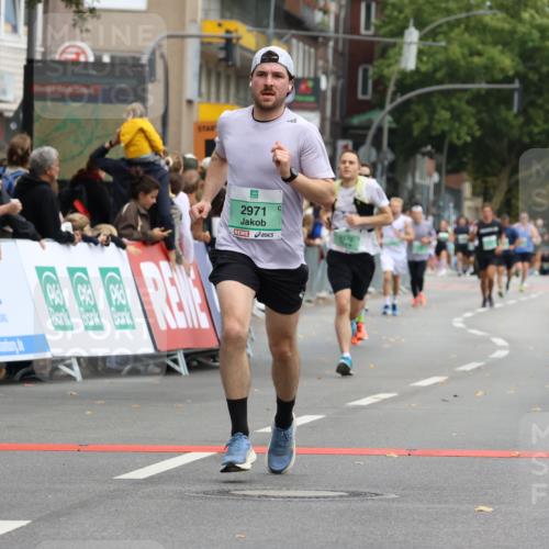 21.09.2025 - PSD Bank Halbmarathon Strokosch-Dieckow http://msf.ph/oto/8944483 21.09.2025 11:47:30 Ziel 1164, 1530, 2049, 2234, 2522, 2570, 2971, 3389 meine-sportfotos.de