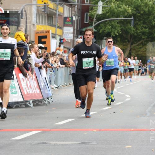 21.09.2025 - PSD Bank Halbmarathon Strokosch-Dieckow http://msf.ph/oto/8944500 21.09.2025 11:47:46 Ziel 1962, 2193, 2276, 2394, 2725 meine-sportfotos.de