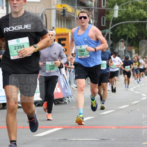 21.09.2025 - PSD Bank Halbmarathon Strokosch-Dieckow http://msf.ph/oto/8944509 21.09.2025 11:47:50 Ziel 1962, 2193, 2233, 2394, 2725 meine-sportfotos.de