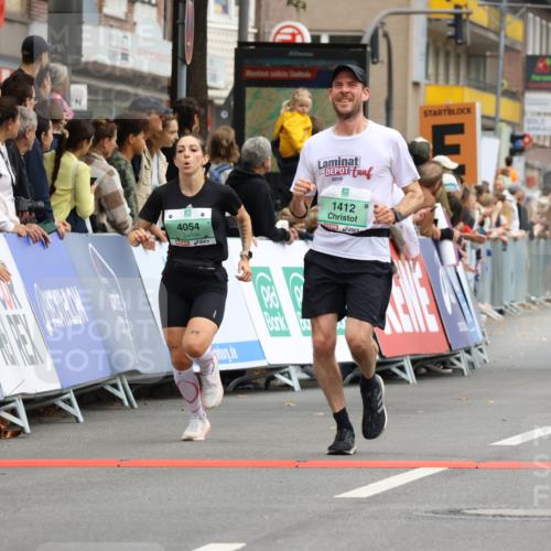 21.09.2025 - PSD Bank Halbmarathon Strokosch-Dieckow http://msf.ph/oto/8944520 21.09.2025 11:48:00 Ziel 1067, 1081, 1412, 1962, 2230, 2233, 2725, 4054 meine-sportfotos.de