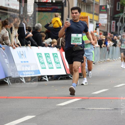 21.09.2025 - PSD Bank Halbmarathon Strokosch-Dieckow http://msf.ph/oto/8944525 21.09.2025 11:48:03 Ziel 1067, 1081, 1412, 2230, 2233, 3926, 4054 meine-sportfotos.de