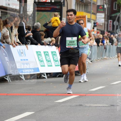 21.09.2025 - PSD Bank Halbmarathon Strokosch-Dieckow http://msf.ph/oto/8944527 21.09.2025 11:48:03 Ziel 1067, 1081, 1412, 2230, 2233, 3926, 4054 meine-sportfotos.de
