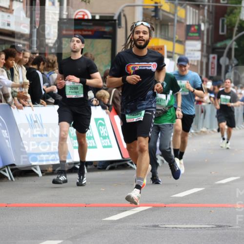 21.09.2025 - PSD Bank Halbmarathon Strokosch-Dieckow http://msf.ph/oto/8944548 21.09.2025 11:48:25 Ziel 1234, 1311, 1942, 2259, 2551, 2561, 3288, 3921 meine-sportfotos.de