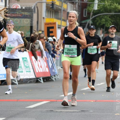 21.09.2025 - PSD Bank Halbmarathon Strokosch-Dieckow http://msf.ph/oto/8944574 21.09.2025 11:48:36 Ziel 1234, 1719, 1987, 2182, 2260, 2415, 2421, 2551, 2561, 2564, 3088, 3288 meine-sportfotos.de