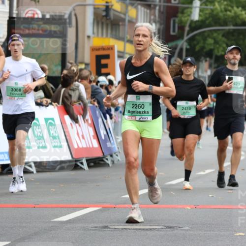21.09.2025 - PSD Bank Halbmarathon Strokosch-Dieckow http://msf.ph/oto/8944576 21.09.2025 11:48:36 Ziel 1234, 1719, 1987, 2182, 2260, 2415, 2421, 2551, 2561, 2564, 3088, 3288 meine-sportfotos.de