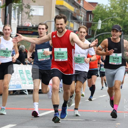 21.09.2025 - PSD Bank Halbmarathon Strokosch-Dieckow http://msf.ph/oto/8944592 21.09.2025 11:48:45 Ziel 1129, 1271, 1983, 1987, 2004, 2053, 2106, 2214, 2260, 2335, 2415, 2419, 2421, 2438, 2445, 2564, 3088 meine-sportfotos.de