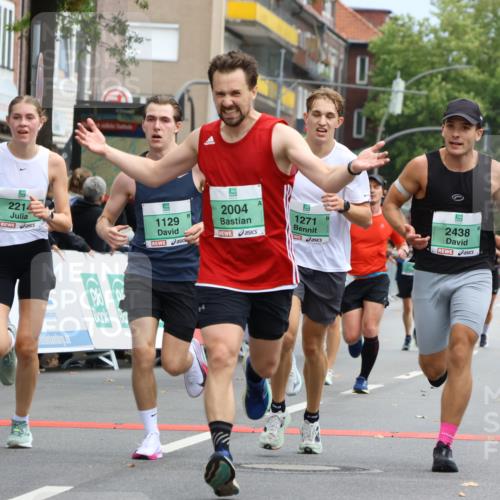 21.09.2025 - PSD Bank Halbmarathon Strokosch-Dieckow http://msf.ph/oto/8944593 21.09.2025 11:48:45 Ziel 1129, 1271, 1983, 1987, 2004, 2053, 2106, 2214, 2260, 2335, 2415, 2419, 2421, 2438, 2445, 2564, 3088 meine-sportfotos.de