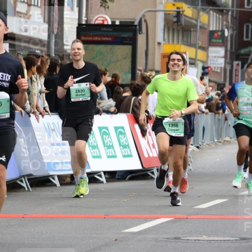 21.09.2025 - PSD Bank Halbmarathon Strokosch-Dieckow http://msf.ph/oto/8944644 21.09.2025 11:49:19 Ziel 1257, 1356, 1692, 2010, 2101, 2322, 2463, 2607, 2737, 2830, 3376, 3896, 4010 meine-sportfotos.de