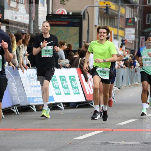 21.09.2025 - PSD Bank Halbmarathon Strokosch-Dieckow http://msf.ph/oto/8944645 21.09.2025 11:49:19 Ziel 1257, 1356, 1692, 2010, 2101, 2322, 2463, 2607, 2737, 2830, 3376, 3896, 4010 meine-sportfotos.de