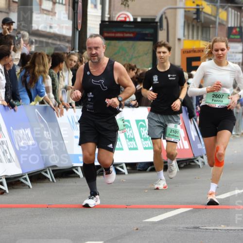 21.09.2025 - PSD Bank Halbmarathon Strokosch-Dieckow http://msf.ph/oto/8944653 21.09.2025 11:49:23 Ziel 1257, 1356, 2010, 2101, 2322, 2463, 2607, 2737, 2830, 3376, 3896, 4010 meine-sportfotos.de