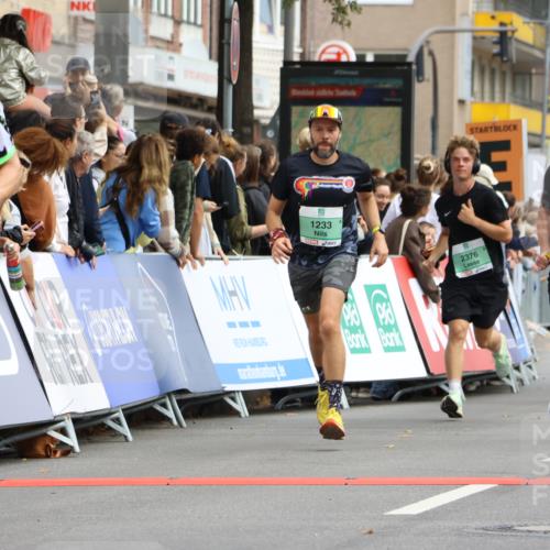 21.09.2025 - PSD Bank Halbmarathon Strokosch-Dieckow http://msf.ph/oto/8944660 21.09.2025 11:49:33 Ziel 1233, 1657, 2101, 2322, 2376, 2589, 2607, 3055 meine-sportfotos.de