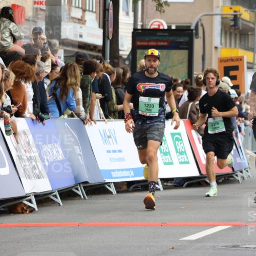 21.09.2025 - PSD Bank Halbmarathon Strokosch-Dieckow http://msf.ph/oto/8944661 21.09.2025 11:49:33 Ziel 1233, 1657, 2101, 2322, 2376, 2589, 2607, 3055 meine-sportfotos.de