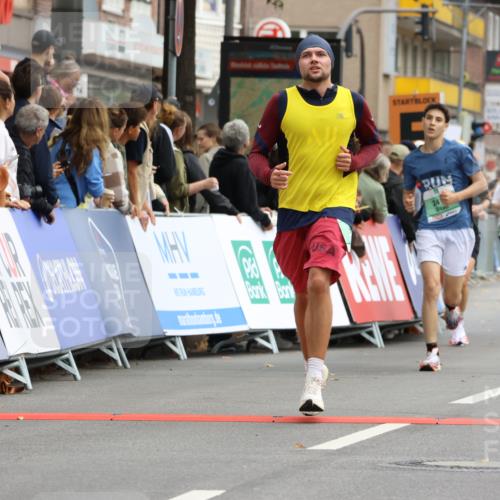 21.09.2025 - PSD Bank Halbmarathon Strokosch-Dieckow http://msf.ph/oto/8944700 21.09.2025 11:50:03 Ziel 1040, 1059, 1221, 1328, 2056, 2060, 2387, 2414, 2601, 3941, 4002 meine-sportfotos.de