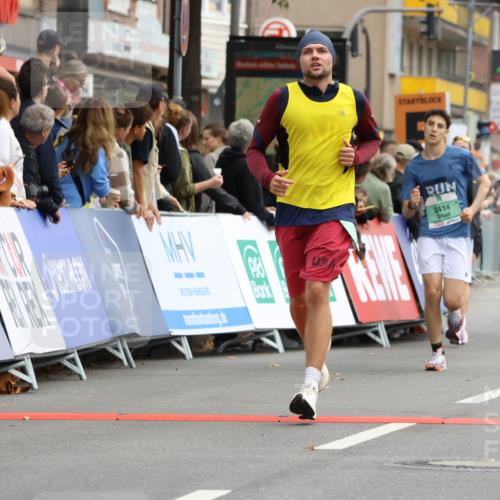 21.09.2025 - PSD Bank Halbmarathon Strokosch-Dieckow http://msf.ph/oto/8944701 21.09.2025 11:50:03 Ziel 1040, 1059, 1221, 1328, 2056, 2060, 2387, 2414, 2601, 3941, 4002 meine-sportfotos.de