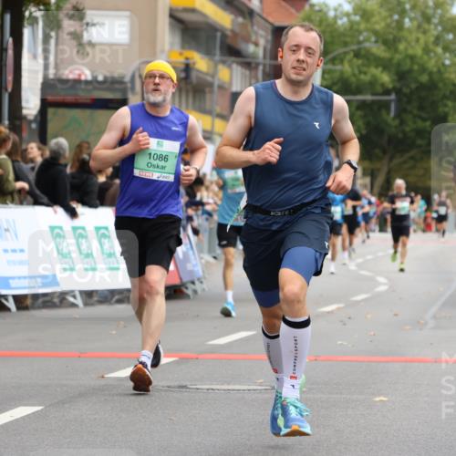 21.09.2025 - PSD Bank Halbmarathon Strokosch-Dieckow http://msf.ph/oto/8944728 21.09.2025 11:50:16 Ziel 1059, 1086, 1580, 2060, 2152, 2205, 2245, 2334, 2387, 2414, 2455, 2571, 3932 meine-sportfotos.de