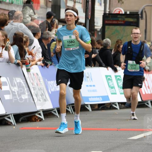21.09.2025 - PSD Bank Halbmarathon Strokosch-Dieckow http://msf.ph/oto/8944733 21.09.2025 11:50:20 Ziel 1086, 1580, 2152, 2205, 2245, 2334, 2455, 2571, 3932, 3937 meine-sportfotos.de