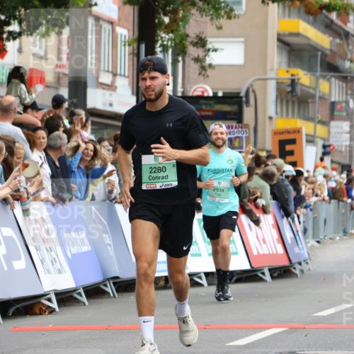 21.09.2025 - PSD Bank Halbmarathon Strokosch-Dieckow http://msf.ph/oto/8944750 21.09.2025 11:50:35 Ziel 1231, 2172, 2280, 2572, 2750, 2811, 2934, 3937 meine-sportfotos.de