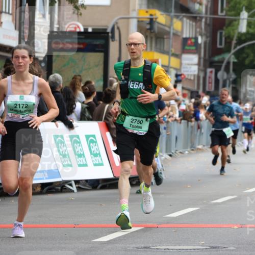 21.09.2025 - PSD Bank Halbmarathon Strokosch-Dieckow http://msf.ph/oto/8944759 21.09.2025 11:50:40 Ziel 2172, 2280, 2298, 2572, 2750, 2811, 2934, 3935 meine-sportfotos.de
