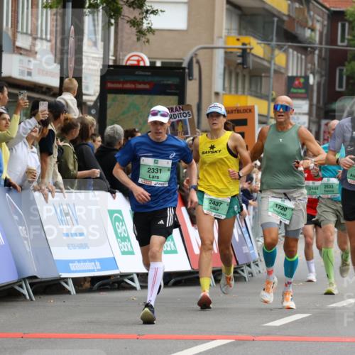 21.09.2025 - PSD Bank Halbmarathon Strokosch-Dieckow http://msf.ph/oto/8944774 21.09.2025 11:50:55 Ziel 1039, 1226, 1720, 2177, 2256, 2298, 2331, 2437, 2444, 2559, 2620, 2633, 3649, 3927 meine-sportfotos.de