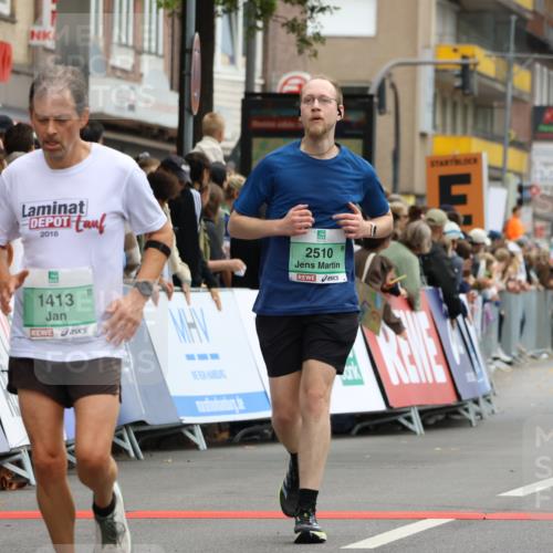 21.09.2025 - PSD Bank Halbmarathon Strokosch-Dieckow http://msf.ph/oto/8944819 21.09.2025 11:51:26 Ziel 1250, 1413, 2402, 2510, 2951 meine-sportfotos.de