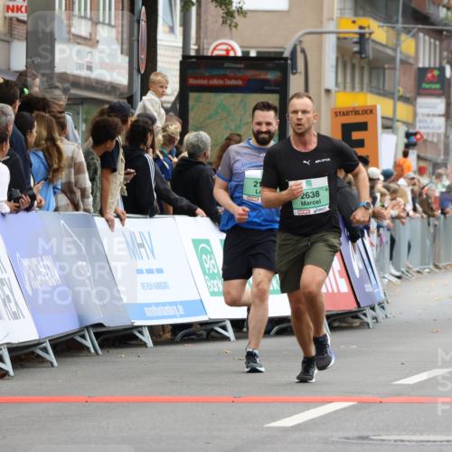 21.09.2025 - PSD Bank Halbmarathon Strokosch-Dieckow http://msf.ph/oto/8944829 21.09.2025 11:51:35 Ziel 1150, 1375, 2163, 2510, 2638 meine-sportfotos.de