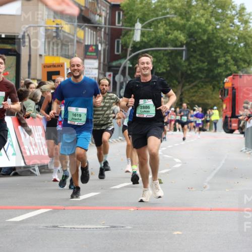 21.09.2025 - PSD Bank Halbmarathon Strokosch-Dieckow http://msf.ph/oto/8944845 21.09.2025 11:51:41 Ziel 1150, 1375, 1581, 1619, 2163, 2169, 2382, 2476, 2539, 2638, 2886, 2988 meine-sportfotos.de