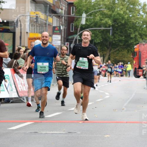 21.09.2025 - PSD Bank Halbmarathon Strokosch-Dieckow http://msf.ph/oto/8944849 21.09.2025 11:51:41 Ziel 1150, 1375, 1581, 1619, 2163, 2169, 2382, 2476, 2539, 2638, 2886, 2988 meine-sportfotos.de