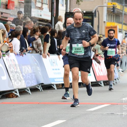 21.09.2025 - PSD Bank Halbmarathon Strokosch-Dieckow http://msf.ph/oto/8944880 21.09.2025 11:52:02 Ziel 1186, 2066, 2087, 2239, 2302, 3044, 3416, 4004 meine-sportfotos.de
