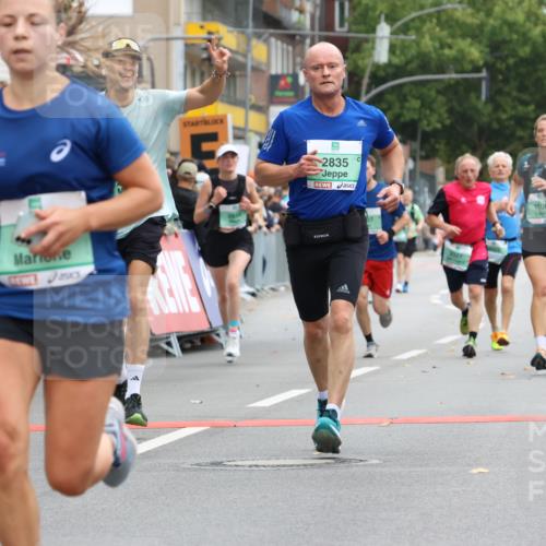 21.09.2025 - PSD Bank Halbmarathon Strokosch-Dieckow http://msf.ph/oto/8944912 21.09.2025 11:52:19 Ziel 1506, 1508, 1600, 2237, 2327, 2356, 2375, 2492, 2512, 2554, 2654, 2835, 2844, 2917, 3141, 4001 meine-sportfotos.de