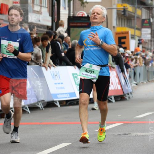 21.09.2025 - PSD Bank Halbmarathon Strokosch-Dieckow http://msf.ph/oto/8944923 21.09.2025 11:52:25 Ziel 1506, 1600, 2237, 2327, 2356, 2375, 2392, 2492, 2512, 2654, 2835, 2984, 4001, 4053 meine-sportfotos.de