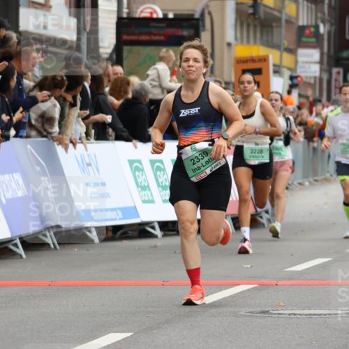 21.09.2025 - PSD Bank Halbmarathon Strokosch-Dieckow http://msf.ph/oto/8944939 21.09.2025 11:52:49 Ziel 1102, 2228, 2301, 2305, 2339 meine-sportfotos.de