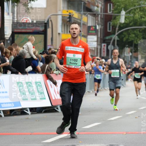 21.09.2025 - PSD Bank Halbmarathon Strokosch-Dieckow http://msf.ph/oto/8944952 21.09.2025 11:52:54 Ziel 1102, 1298, 1647, 2228, 2301, 2305, 2339, 2404, 3967 meine-sportfotos.de