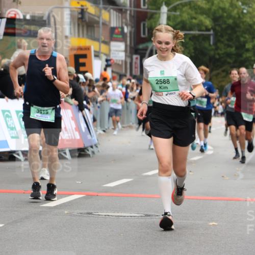 21.09.2025 - PSD Bank Halbmarathon Strokosch-Dieckow http://msf.ph/oto/8944983 21.09.2025 11:53:19 Ziel 1079, 1366, 1770, 2427, 2459, 2588, 2813, 2861, 2871, 2876, 3919, 4050 meine-sportfotos.de