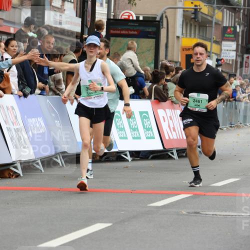 21.09.2025 - PSD Bank Halbmarathon Strokosch-Dieckow http://msf.ph/oto/8945029 21.09.2025 11:53:51 Ziel 1396, 1752, 2304, 2461, 2805, 2863, 2991, 3037 meine-sportfotos.de